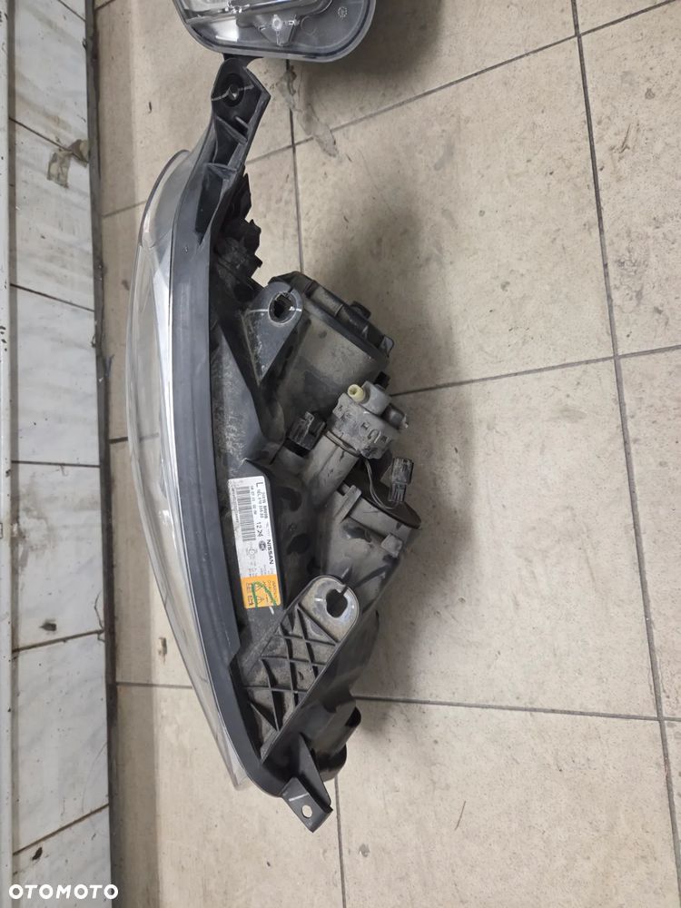 Nissan Qashqai J10 lift lampa xenon lewa prawa - 4