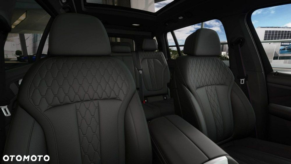 BMW X7 - 16