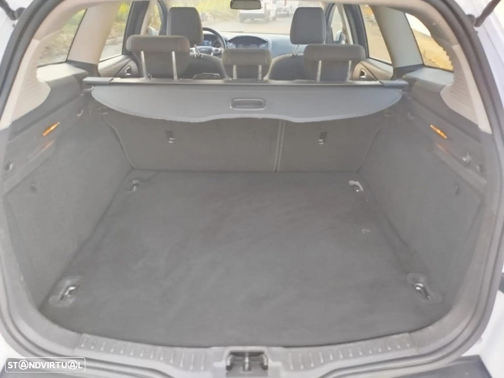 Ford Focus SW 1.6 TDCi Titanium Best - 16