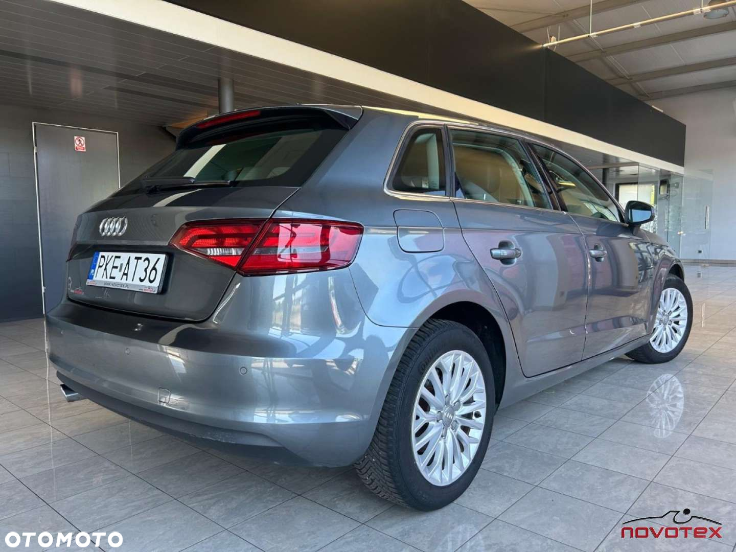 Audi A3 Sportback 1.6 TDI Attraction - 2