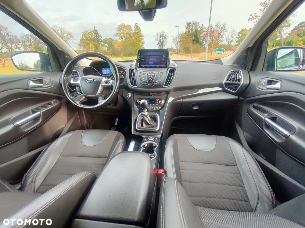 Ford Kuga 2.0 TDCi 4x4 Titanium - 6