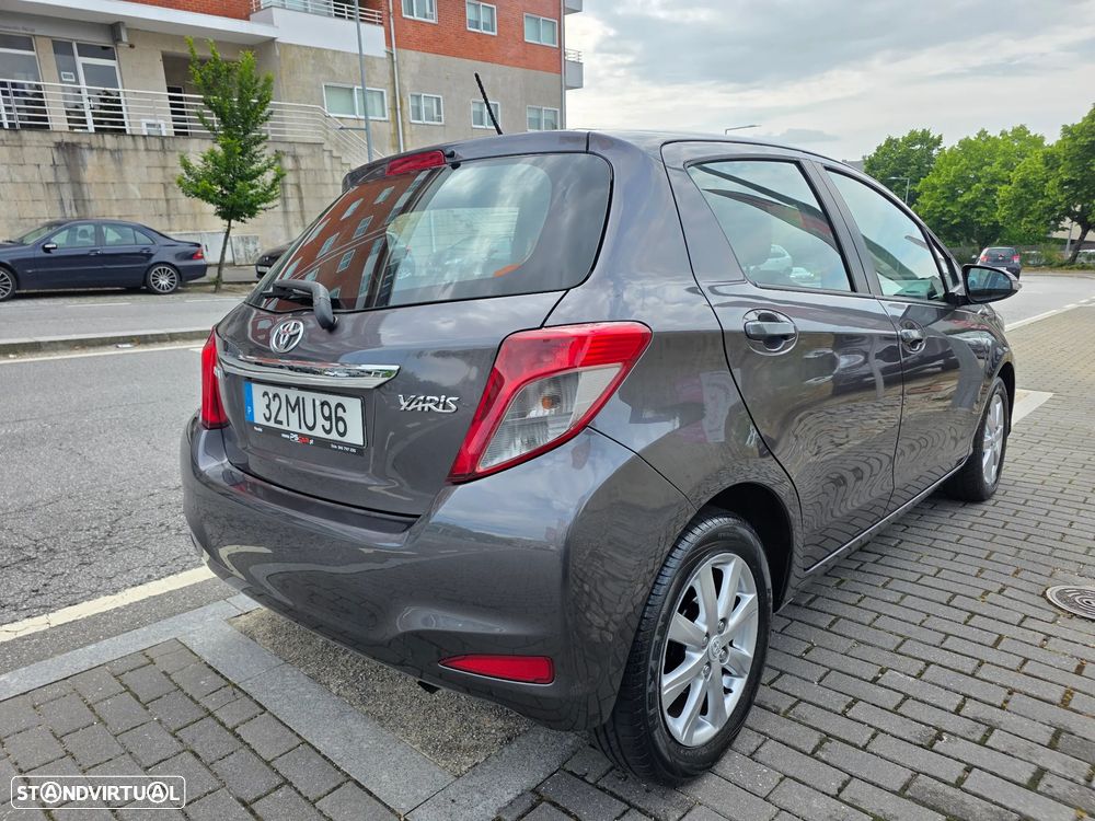 Toyota Yaris 1.0 VVT-i Comfort+P.Style - 5
