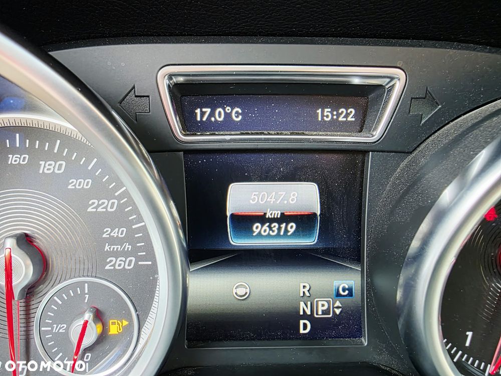 Mercedes-Benz GLS - 36