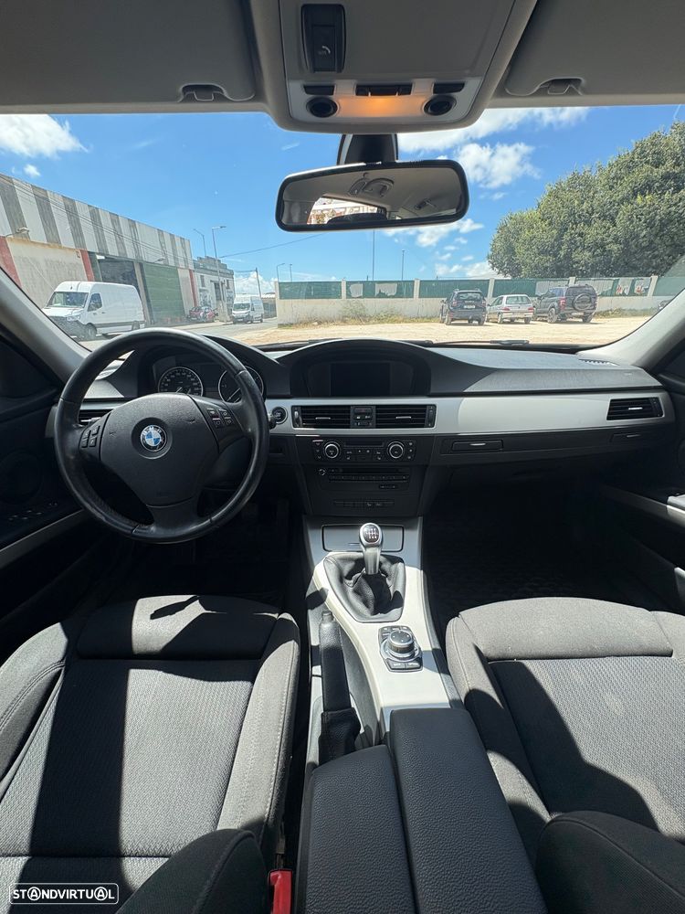 BMW 320 d xDrive - 5