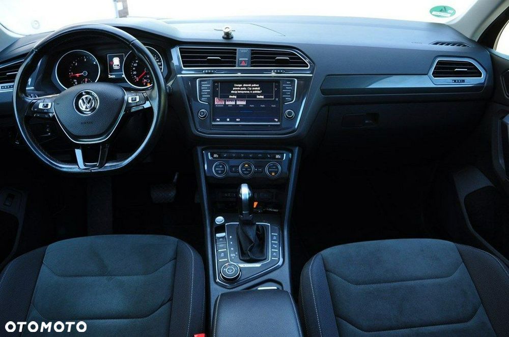 Volkswagen Tiguan - 32