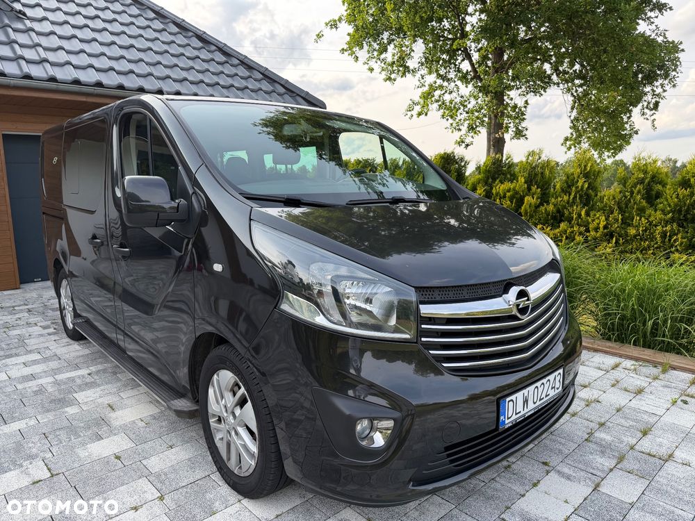 Opel Vivaro - 8