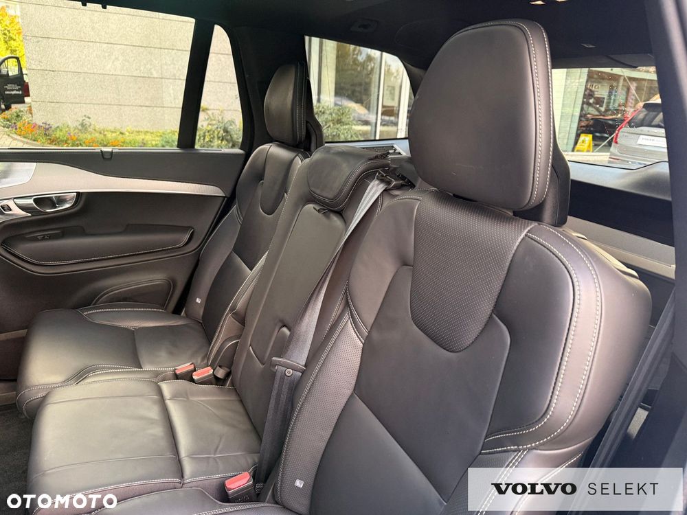 Volvo XC 90 - 23