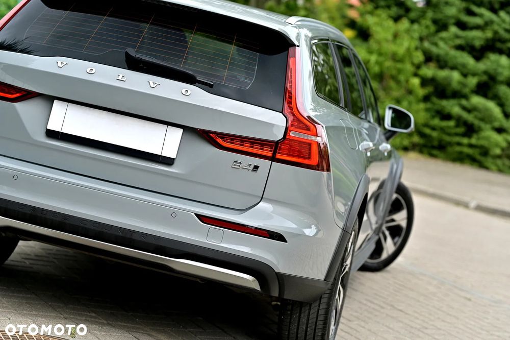Volvo V60 Cross Country B4 D AWD Plus - 15