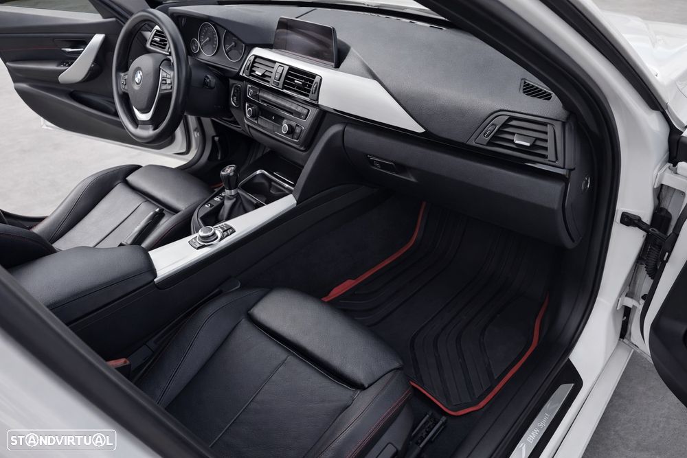 BMW 318 d Sport Line - 9