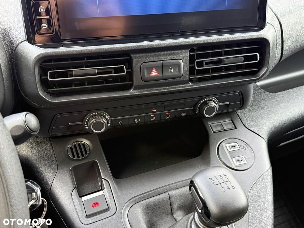 Opel Combo - 18