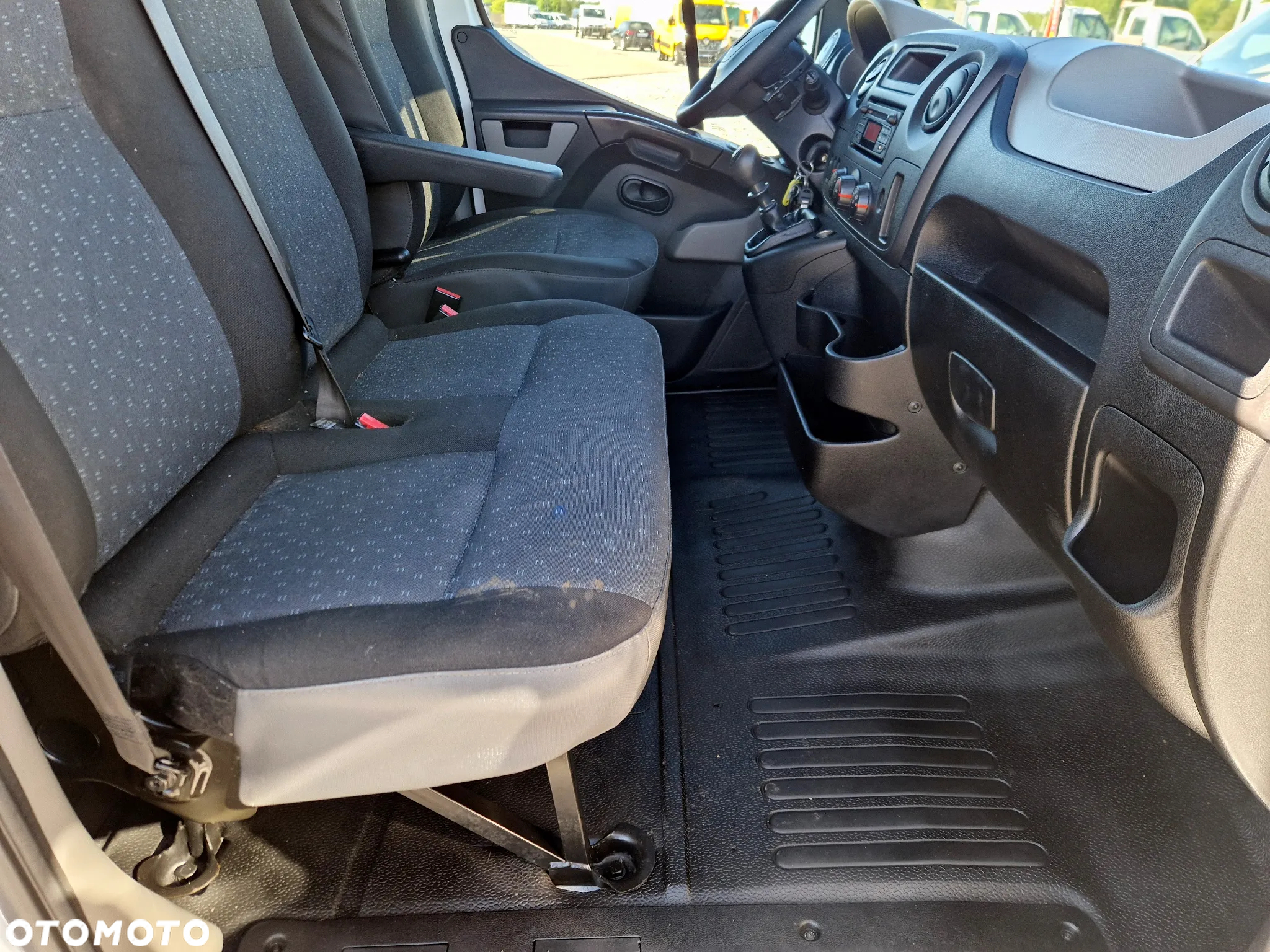 Opel OPEL MOVANO 2.3 CDTI 136 KONNY  ŚREDNI WYSOKI L2H2 KLIMA WEBASTO 215 T/KM PRZEBIEGU GWARANCJA 2X BOCZNE DRZWI - 39