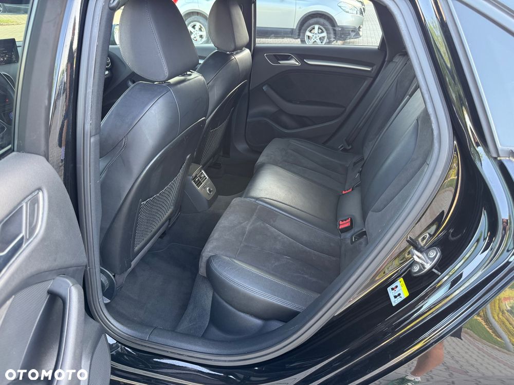 Audi A3 Limousine 2.0 TDI S tronic S line Sportpaket - 22