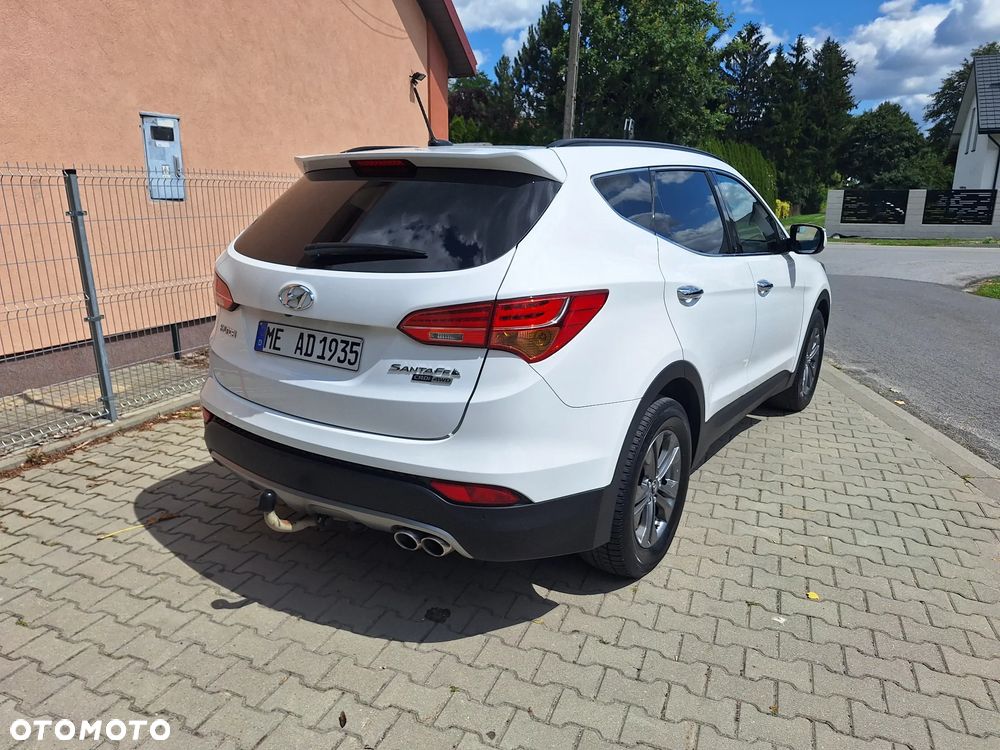 Hyundai Santa Fe - 3