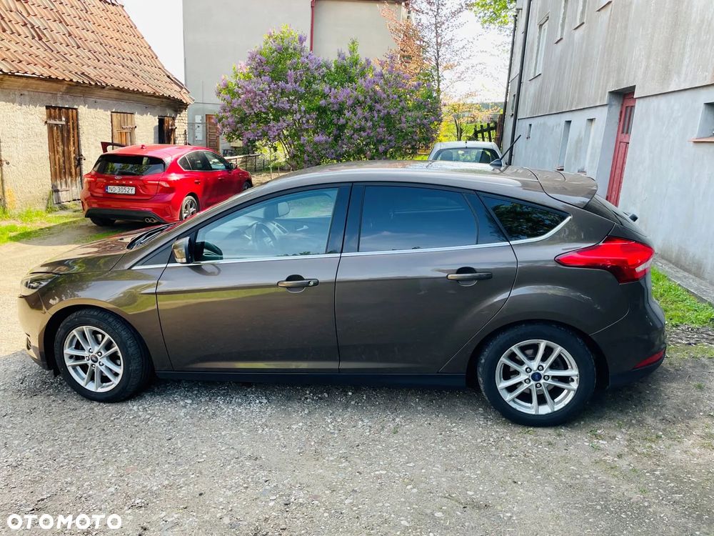 Ford Focus 1.6 SYNC Edition - 3