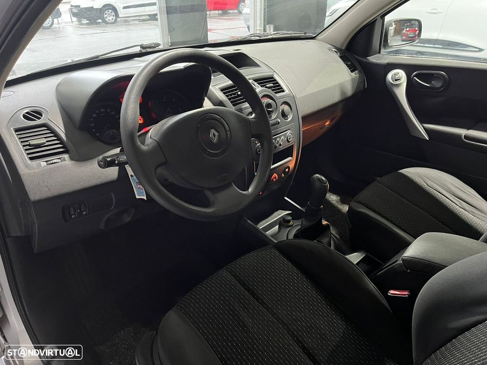 Renault Mégane 1.5 dCi Dynamique - 15