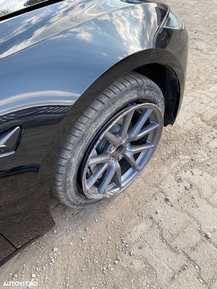 Tesla Model 3 RWD - 23