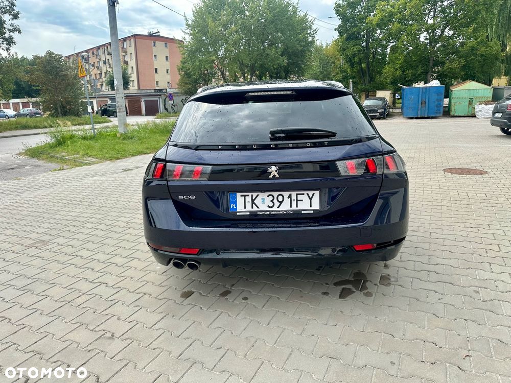Peugeot 508 - 8