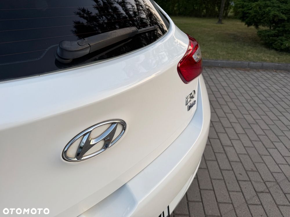 Hyundai i30 1.4 Fifa World Cup Edition - 29