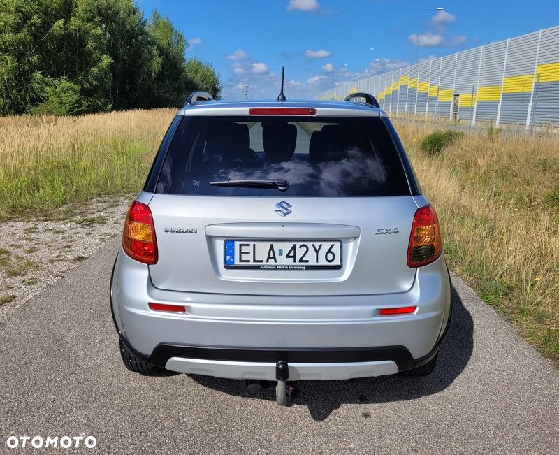 Suzuki SX4 - 12