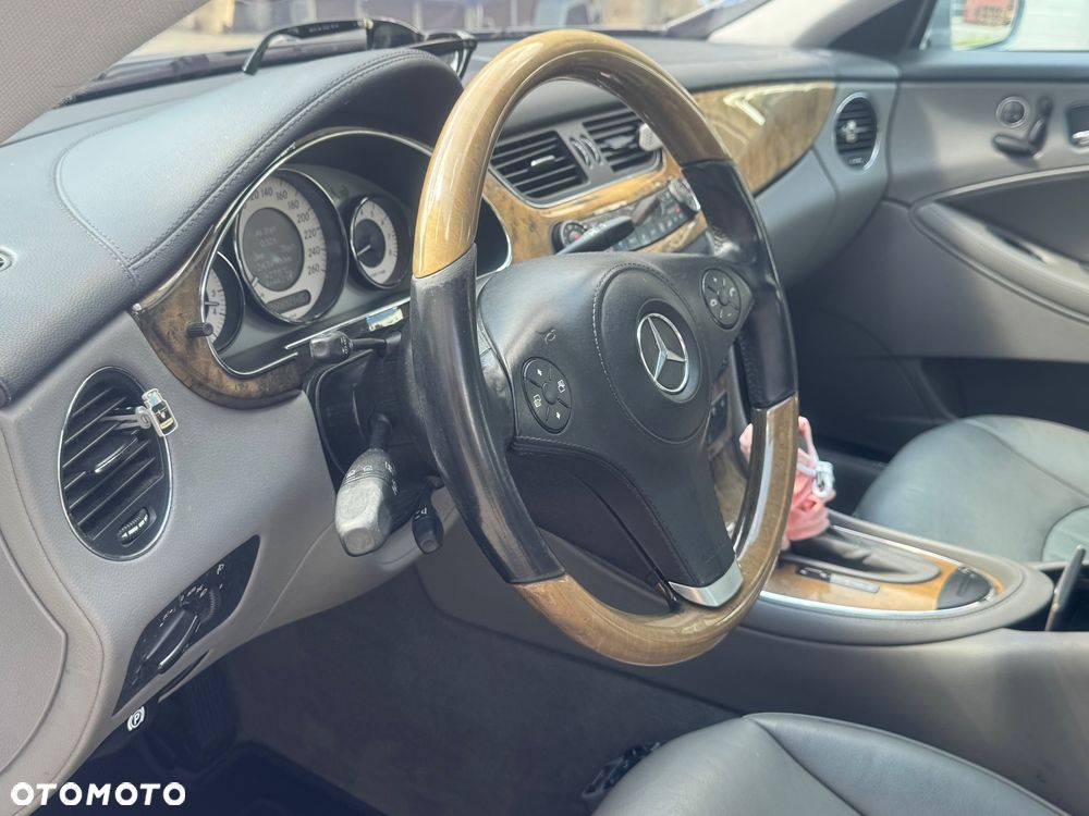 Mercedes-Benz CLS 350 CGI 7G-TRONIC - 11