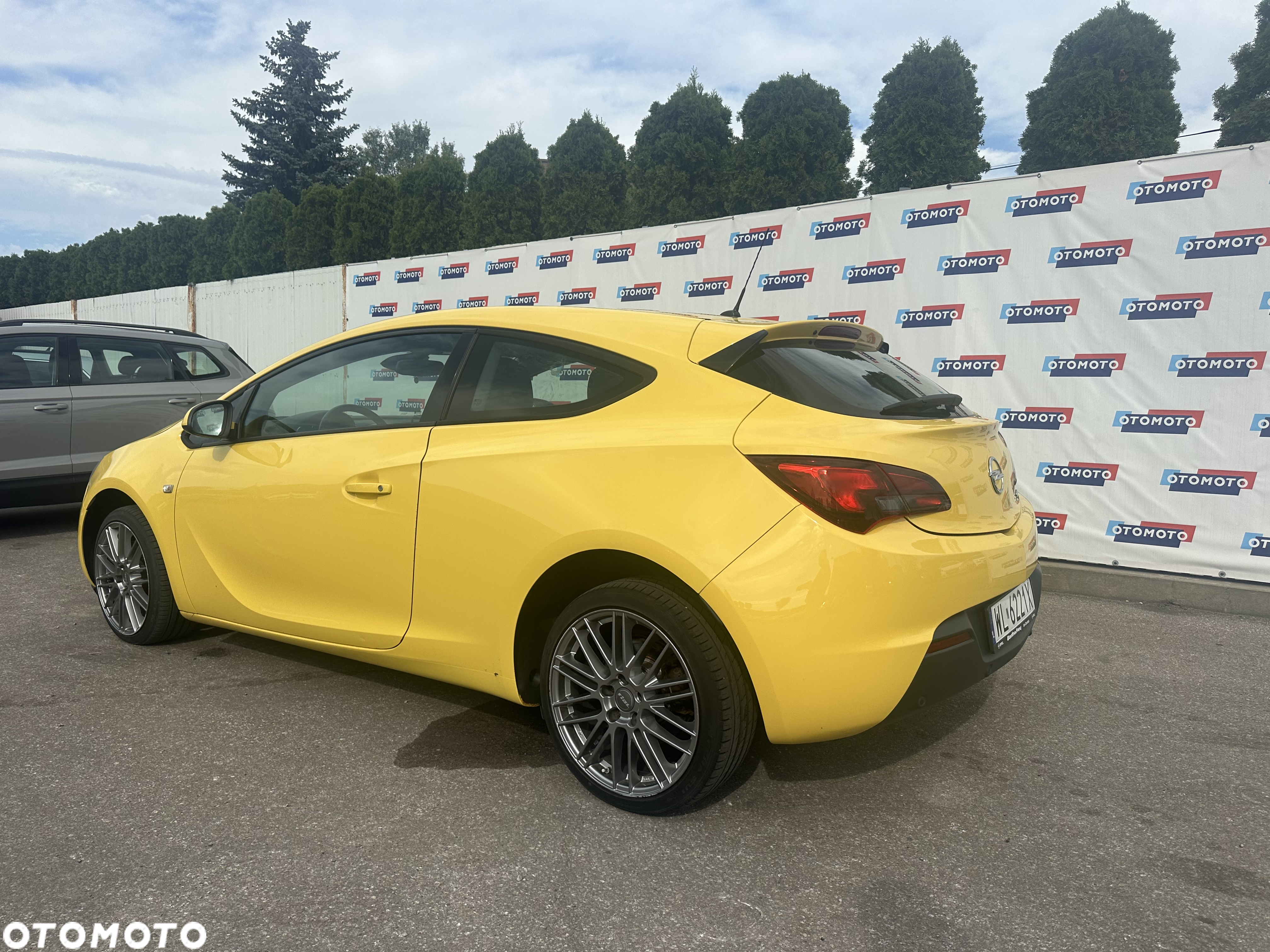 Opel Astra GTC 1.4 Turbo - 14
