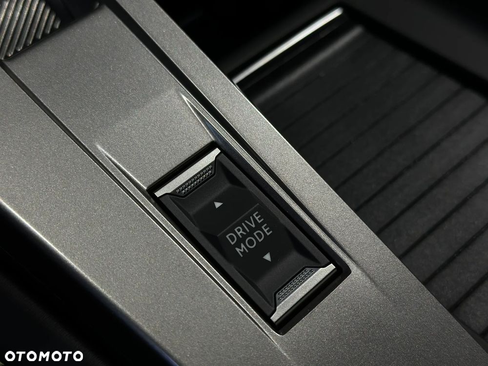 Peugeot 308 1.2 mHEV GT S&S e-DCS6 - 23