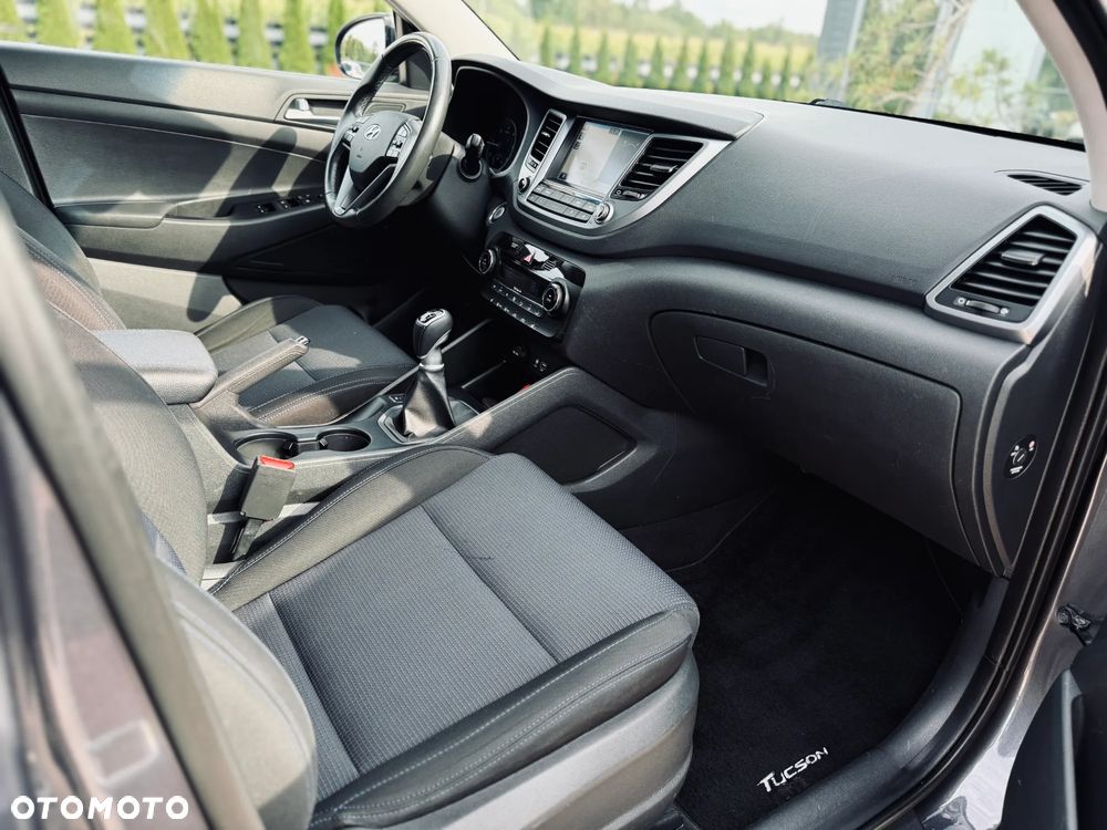 Hyundai Tucson blue 1.7 CRDi 2WD Advantage - 19