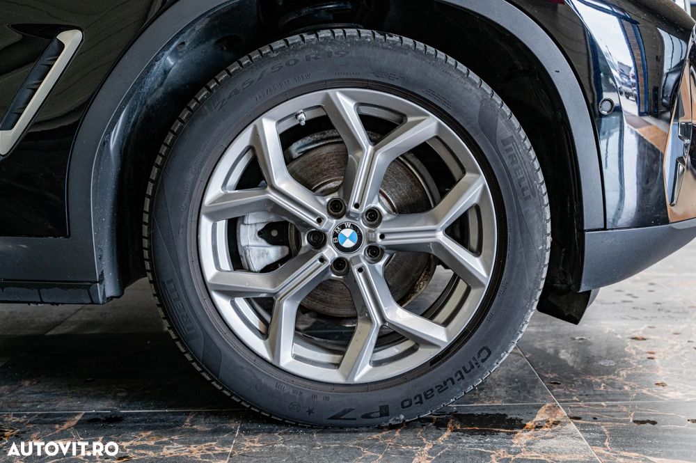BMW X4 xDrive20d AT MHEV - 12