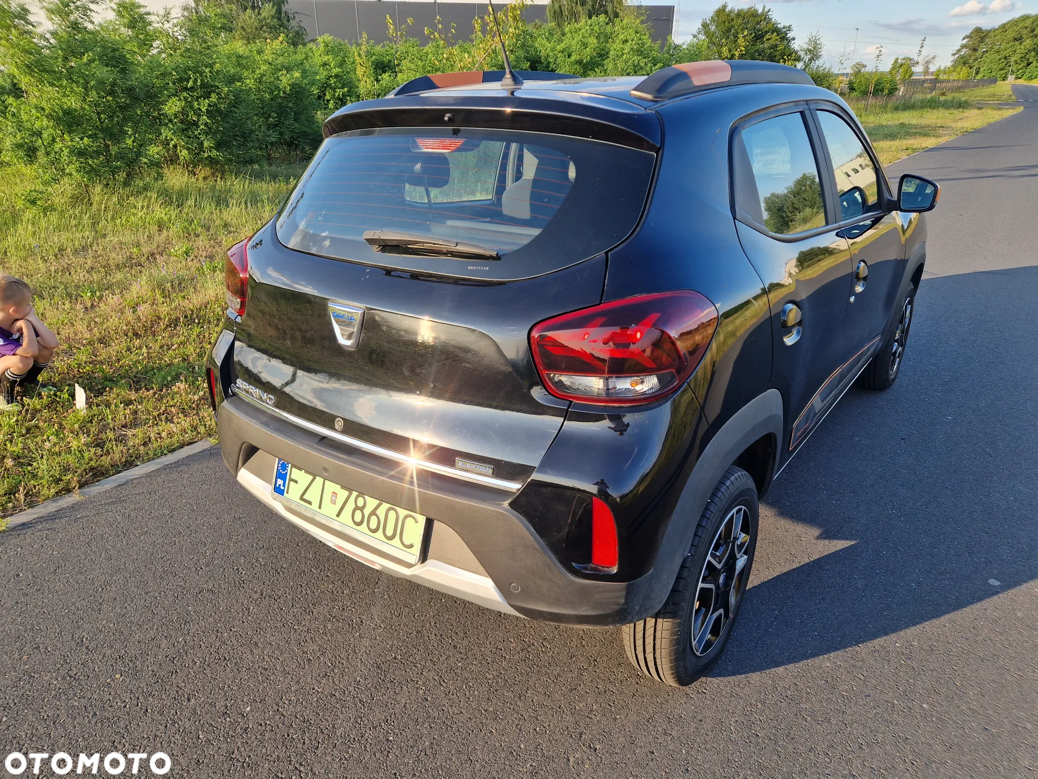 Dacia Spring - 4