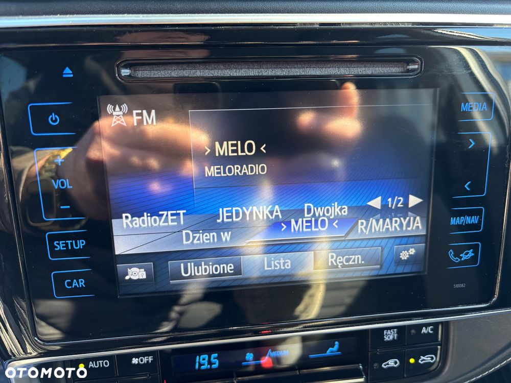 Toyota Auris Hybrid 135 Prestige - 36