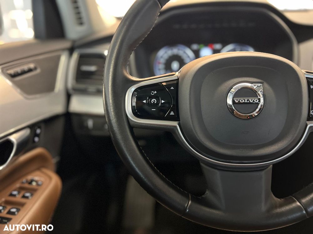 Volvo XC 90 D4 Momentum - 24