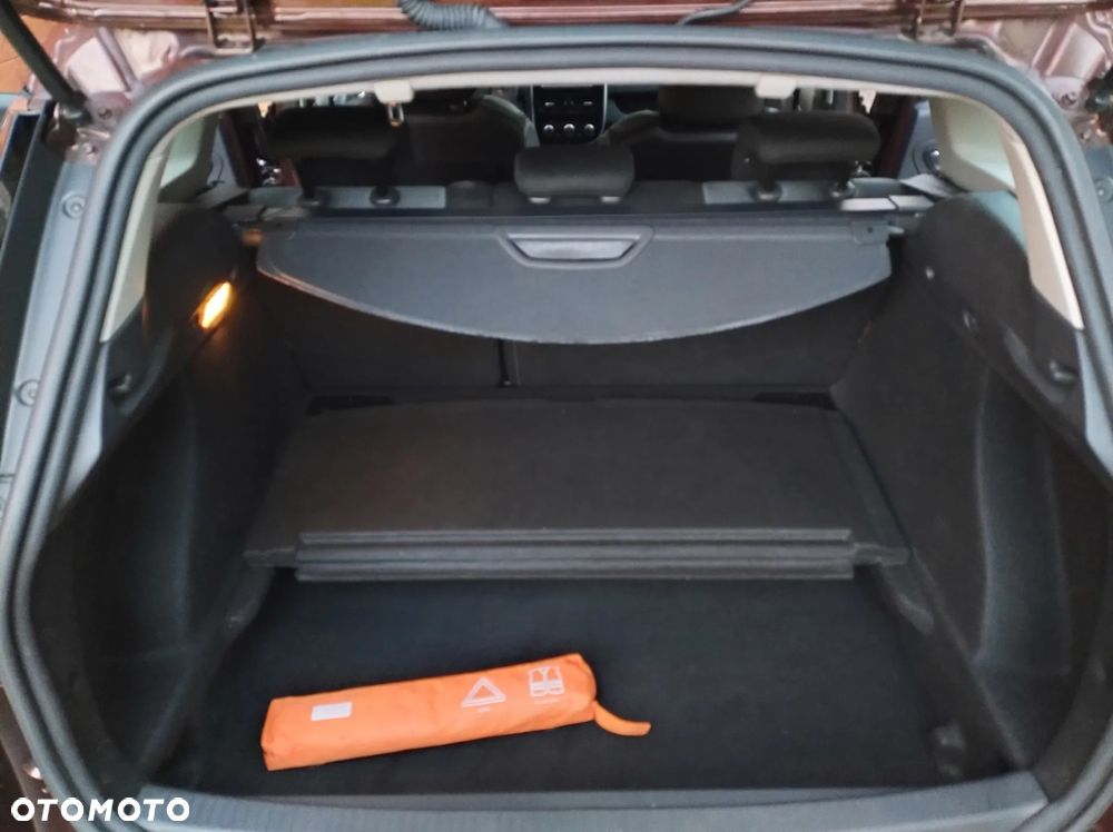 Renault Clio 1.2 16V 75 Experience - 9