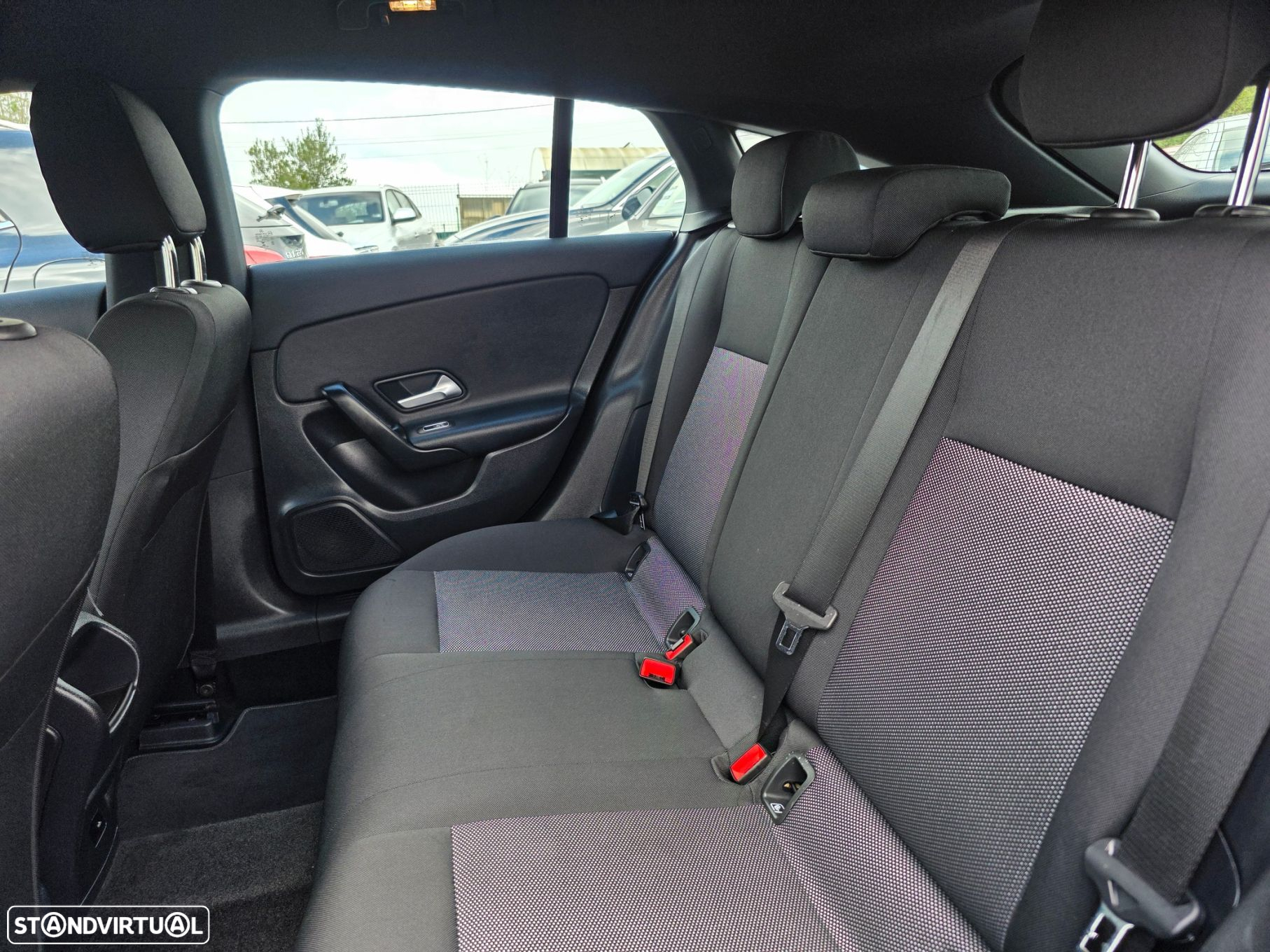 Mercedes-Benz CLA 180 - 7