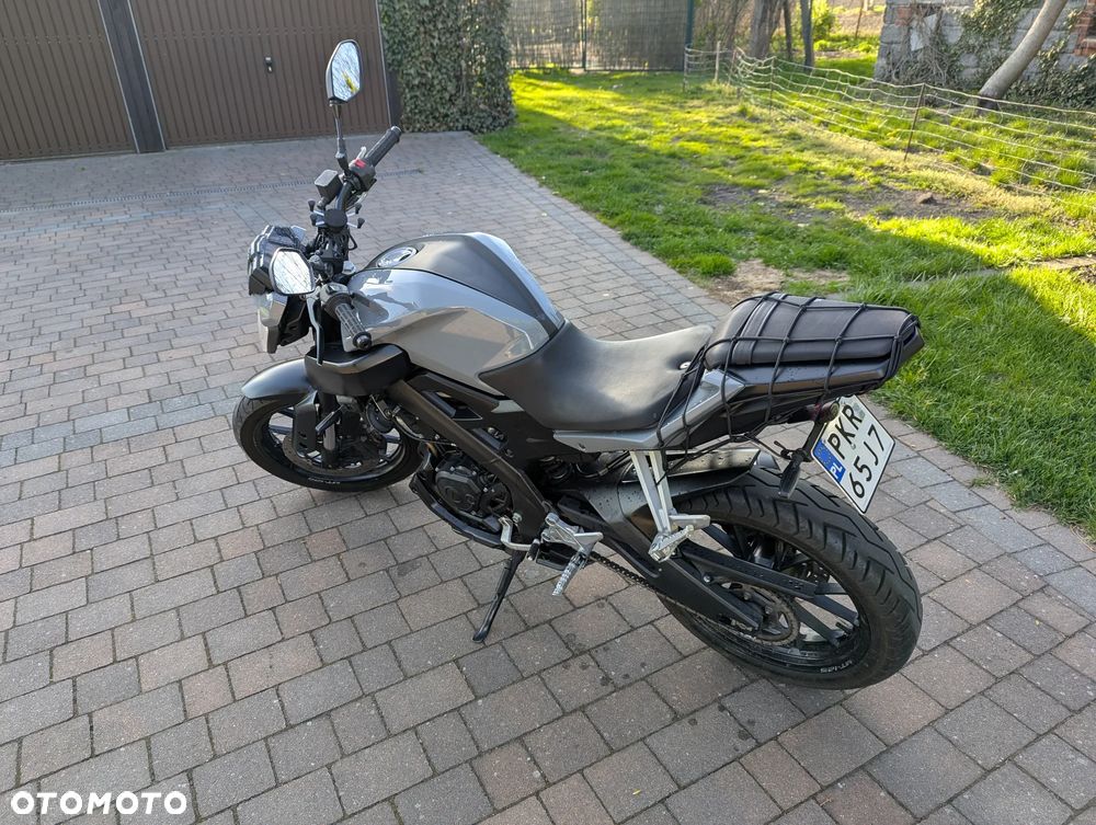 Yamaha MT - 5