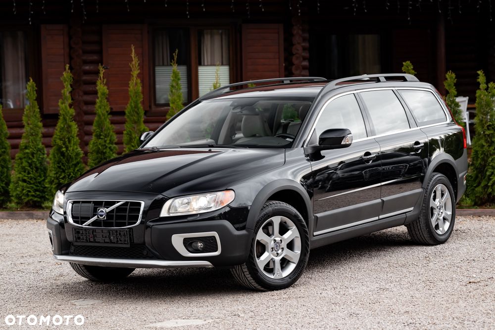 Volvo XC 70 D5 AWD Momentum - 2