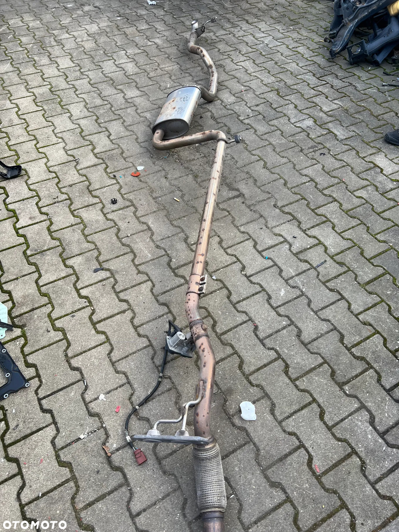 VW PASSAT B8 2.0 TDI SEDAN TŁUMIK KOMPLETNY - 2