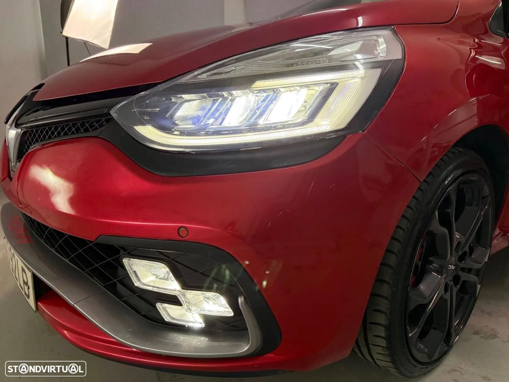 Renault Clio 1.6 T RS Trophy EDC - 28