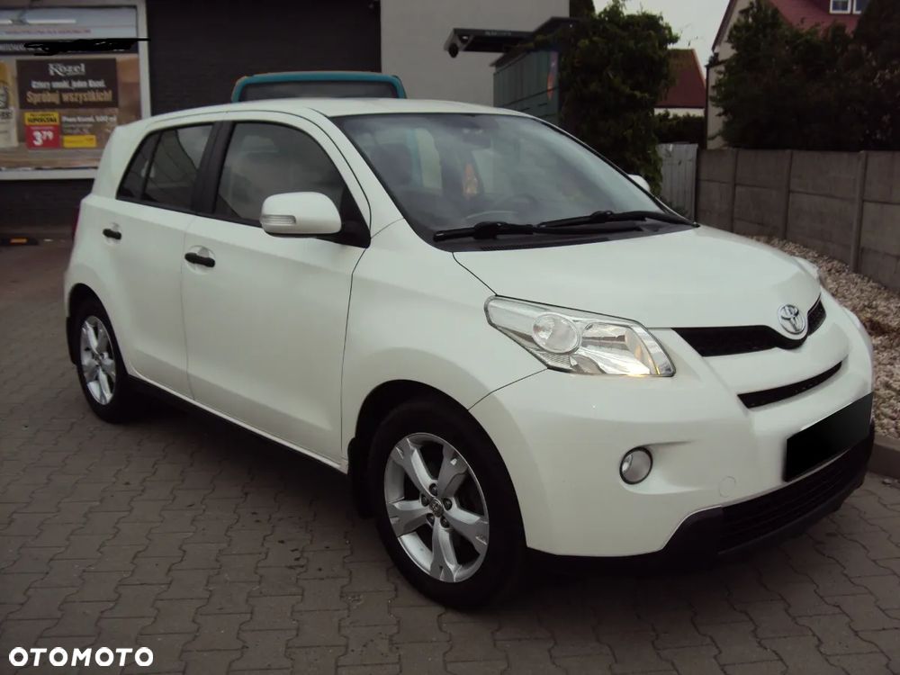 Toyota Urban Cruiser 1.33 Luna EU5 - 11