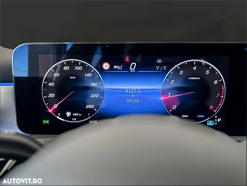 Mercedes-Benz A 200 7G-DCT AMG Line - 21