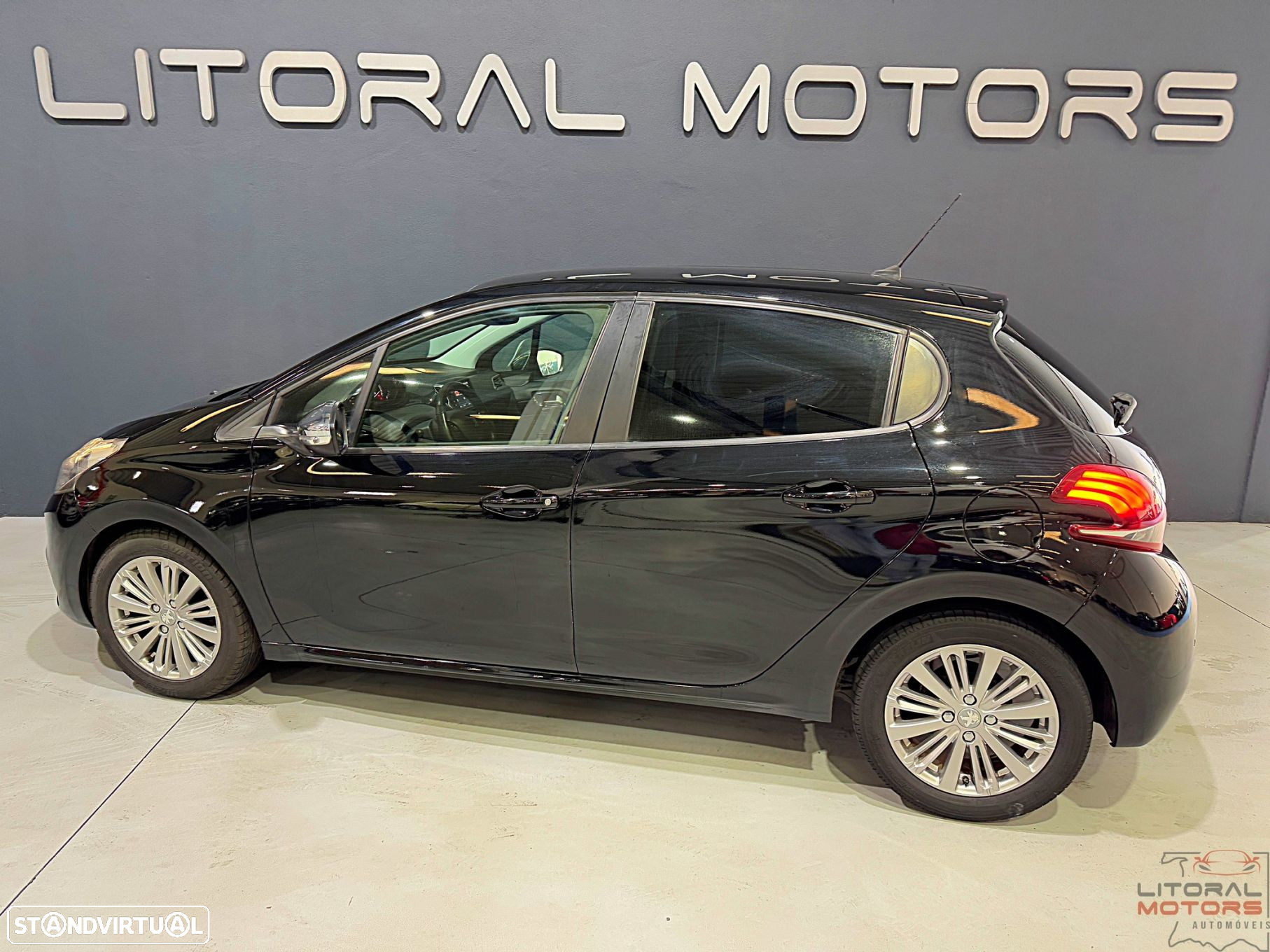 Peugeot 208 1.2 PureTech Style - 7