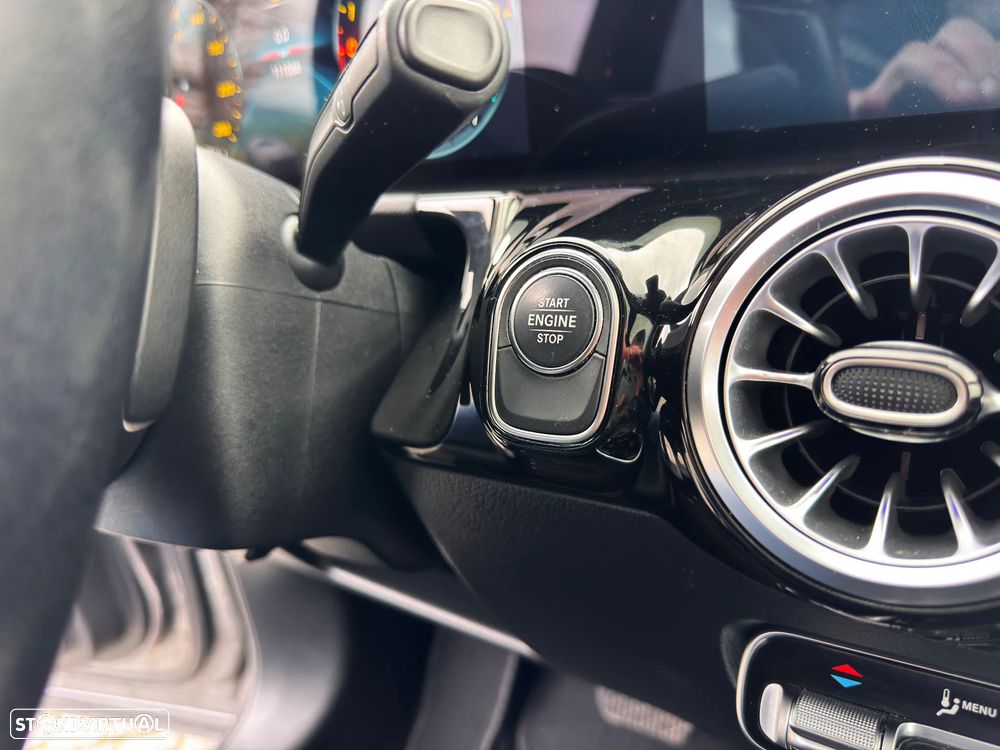 Mercedes-Benz GLA 250 e 8G-DCT Progressive - 24