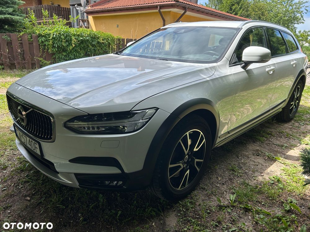 Volvo V90 Cross Country T5 AWD Ocean Race - 11