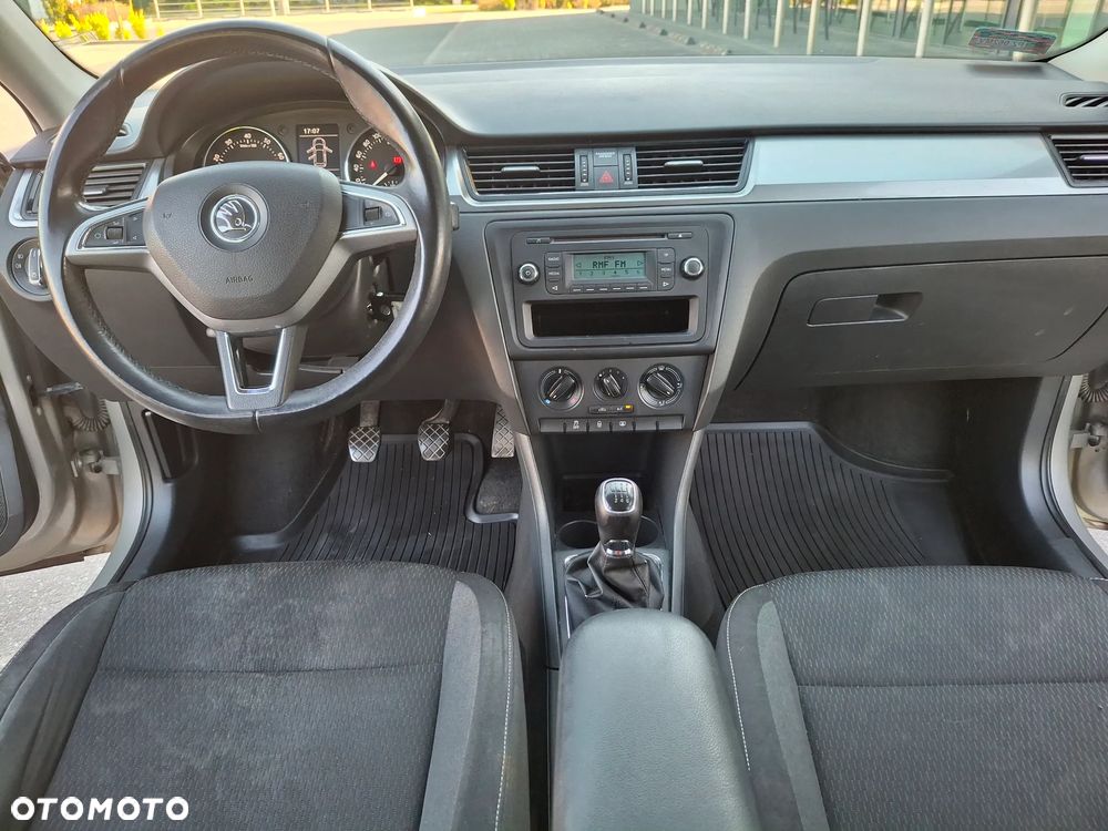 Skoda RAPID 1.2 TSI Ambition - 13