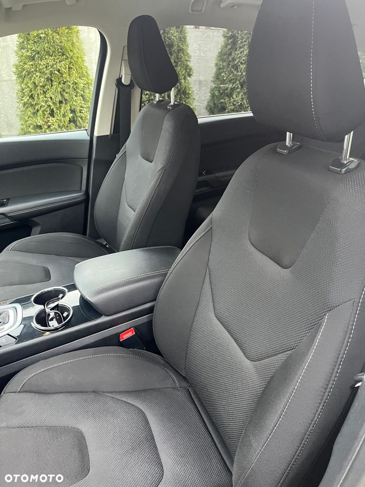 Ford S-Max 2.0 TDCi Titanium PowerShift - 38