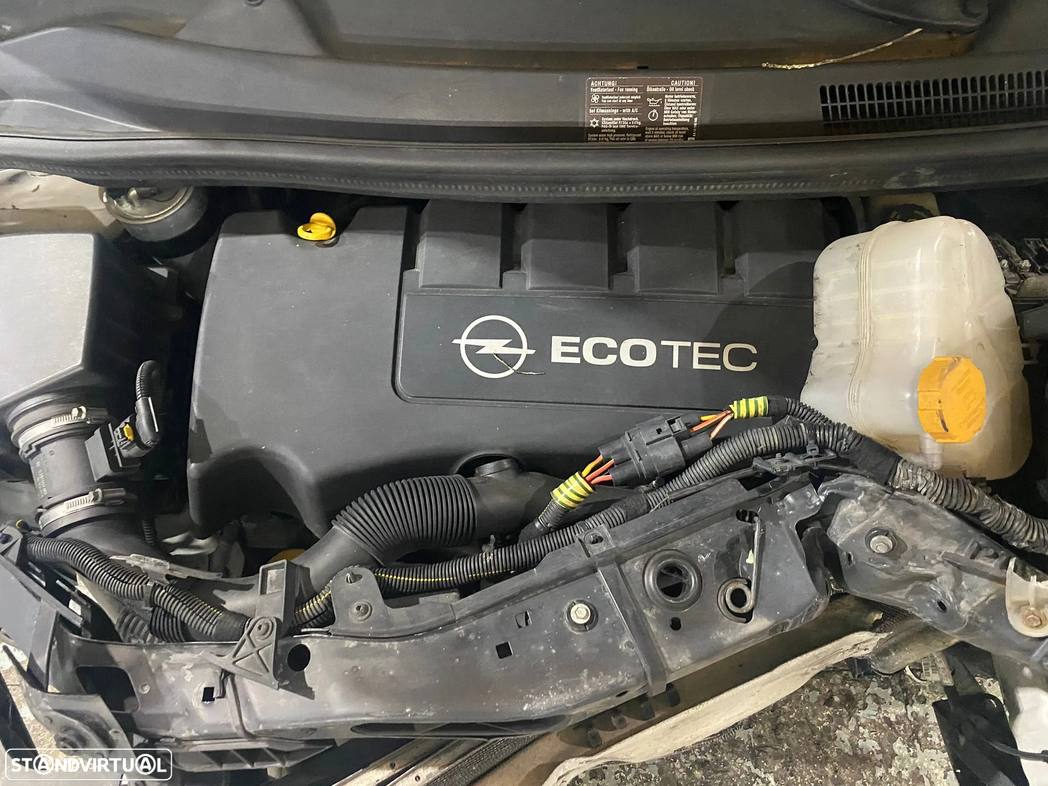 Opel Corsa CDTI Van de 2010 para peças - 4