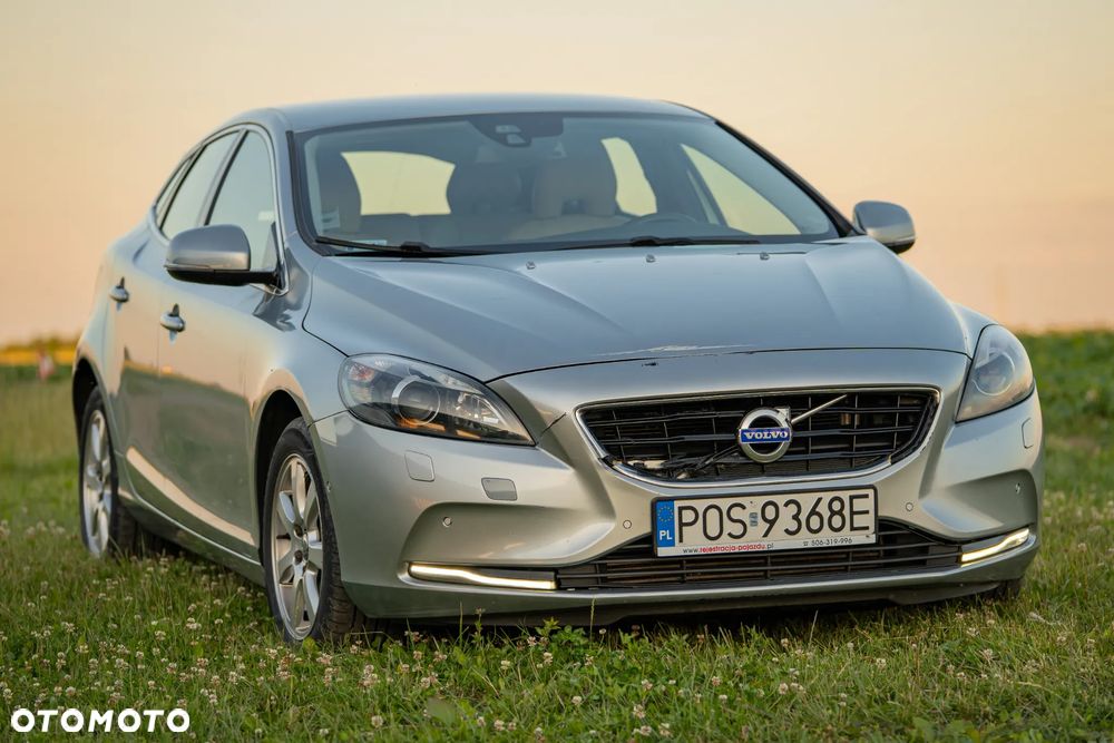 Volvo V40 - 19