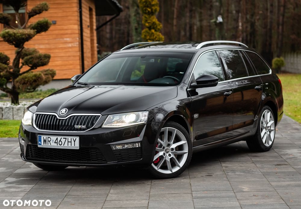 Skoda Octavia 2.0 TDI DSG RS - 2