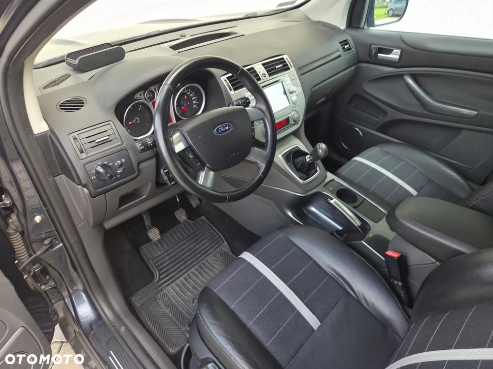Ford Kuga - 7