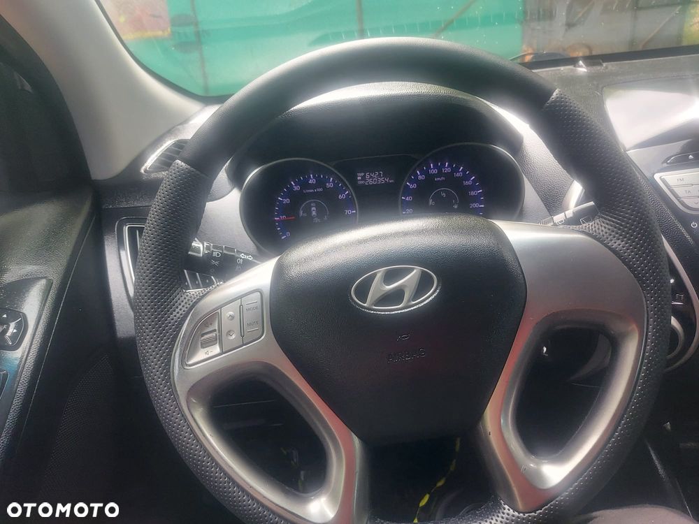Hyundai ix35 - 13