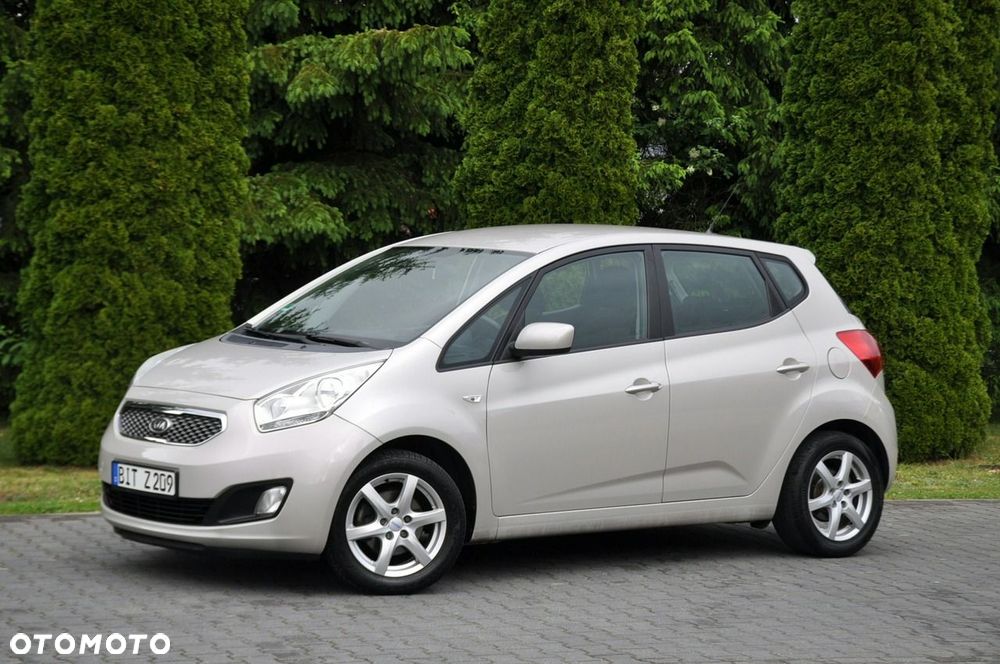 Kia Venga - 11